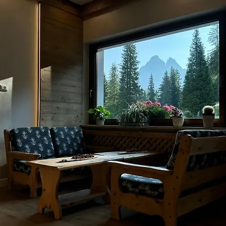 Hotell Dolomiti Des Alpes